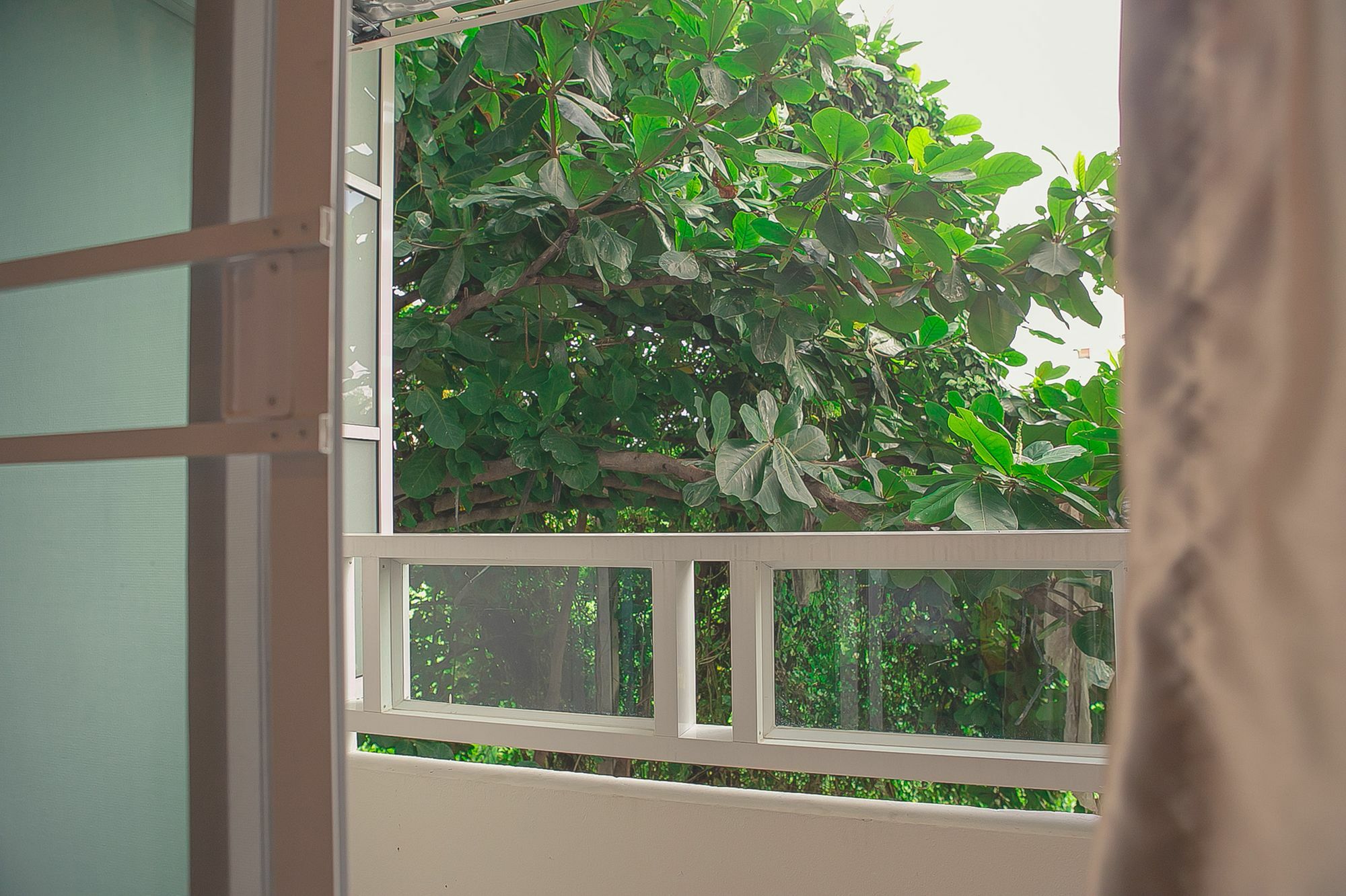 S.E.T Thanmongkol Residence Bangkok Exterior photo