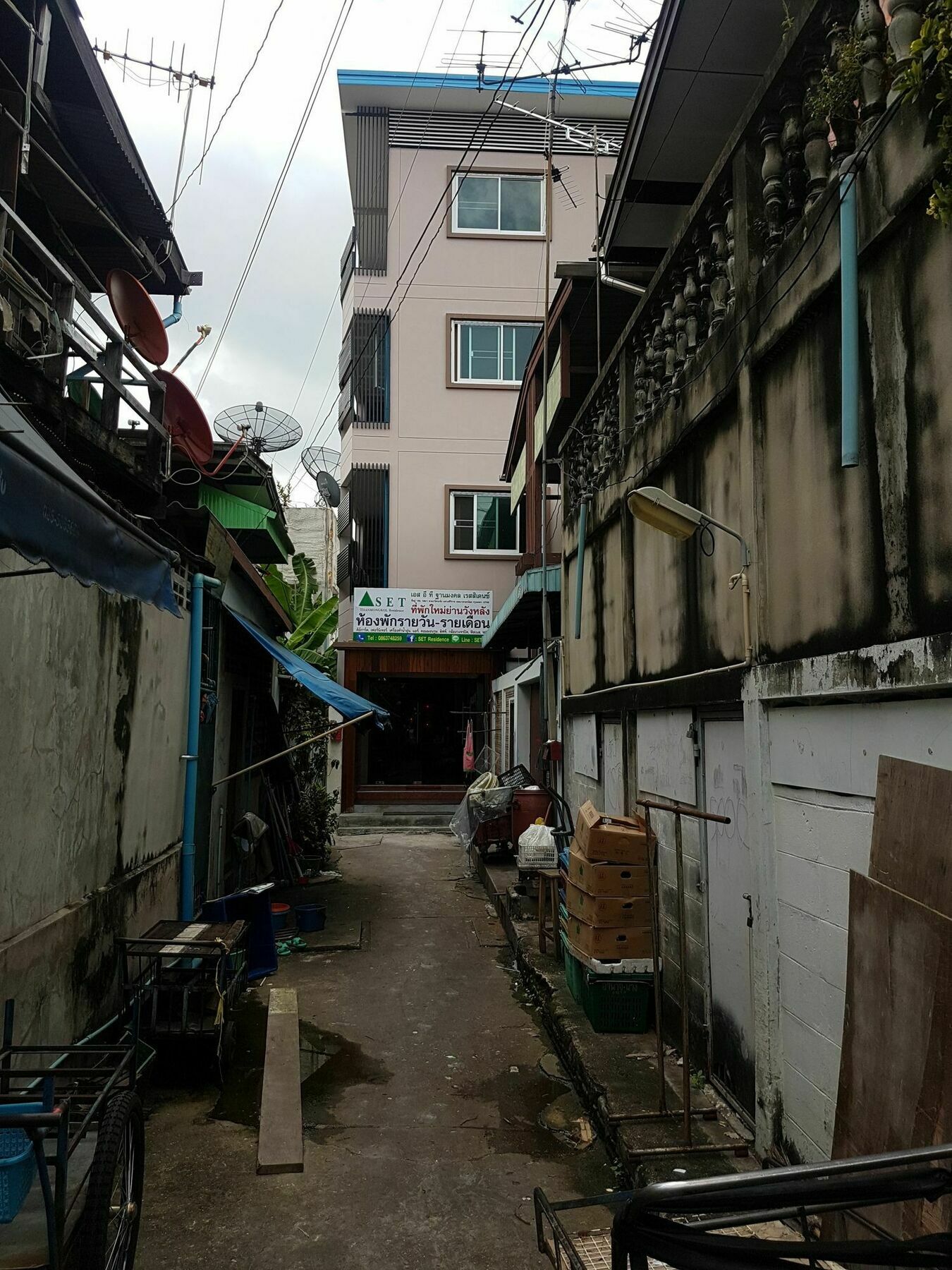 S.E.T Thanmongkol Residence Bangkok Exterior photo